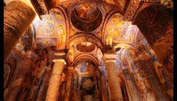 Bisericile rupestre din Capadocian: Frescuri din subteranul bizantin