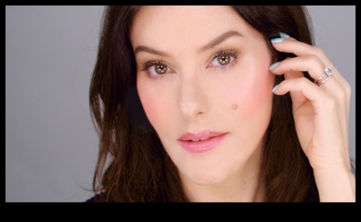 Fard de obraz fără efort: obținerea unei străluciri trandafirii cu tehnici de machiaj natural