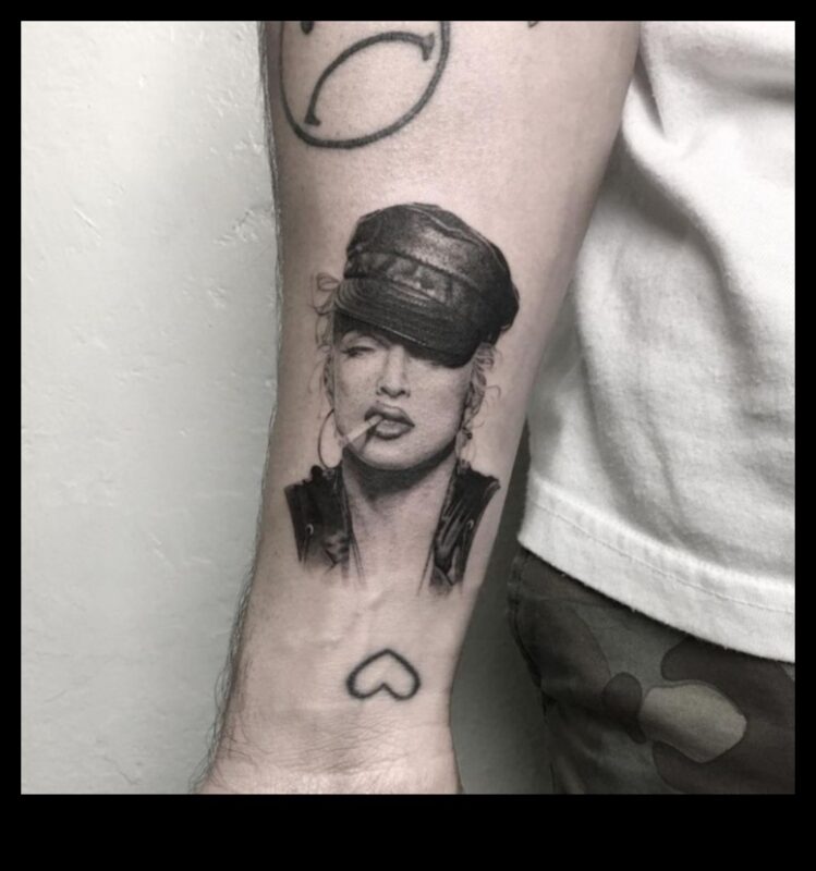 Micro capodopere: măiestrie în artă delicată cu cerneală minimalistă